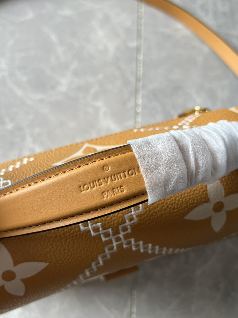 Louis Vuitton Pochette Métis 25Cm Brown M46018 - Image 7