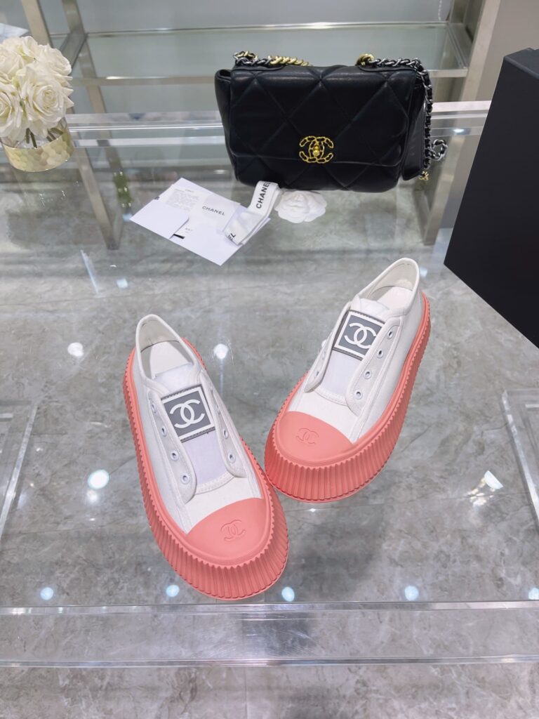 Chanel Cc Cap Toe Sneaker White And Pink - Image 6