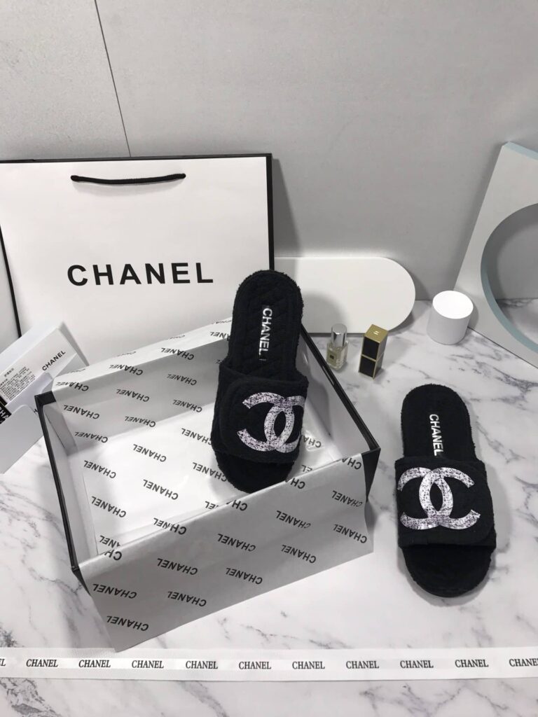 Chanel White Cc Strap Slippers Black - Image 5