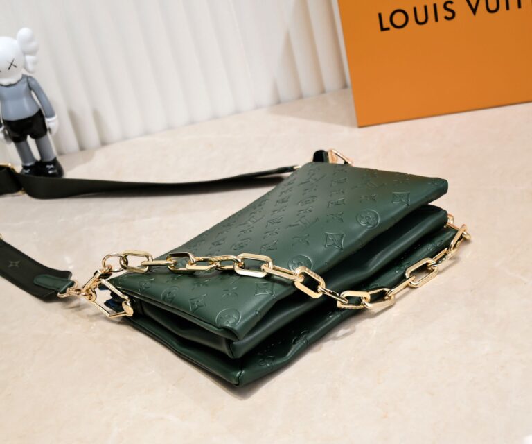 Louis Vuitton Bolso Coussin Pm Green 26Cm - Image 8