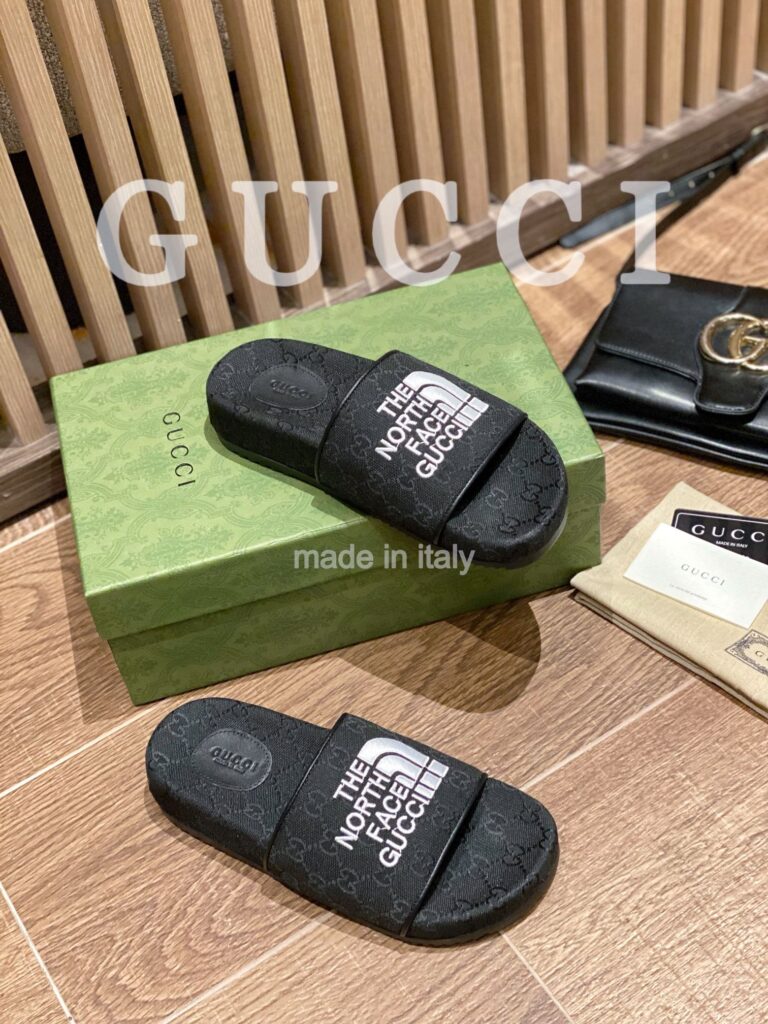 Gucci X The North Face Women'S Slides Black - Image 6