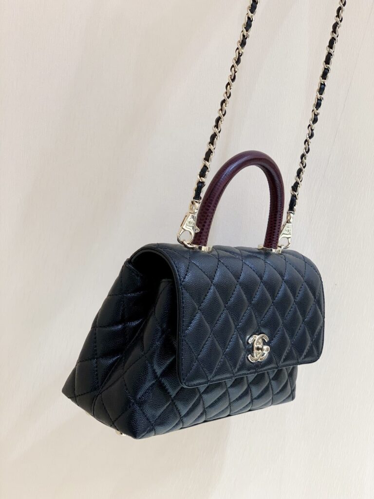 Chanel Medium Flap With Top Handle Bag 23Cm Black - Image 2