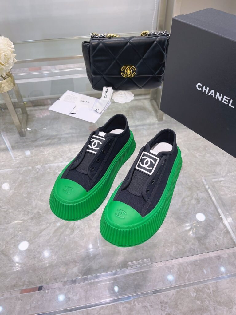 Chanel Cc Cap Toe Sneaker Black And Green - Image 5