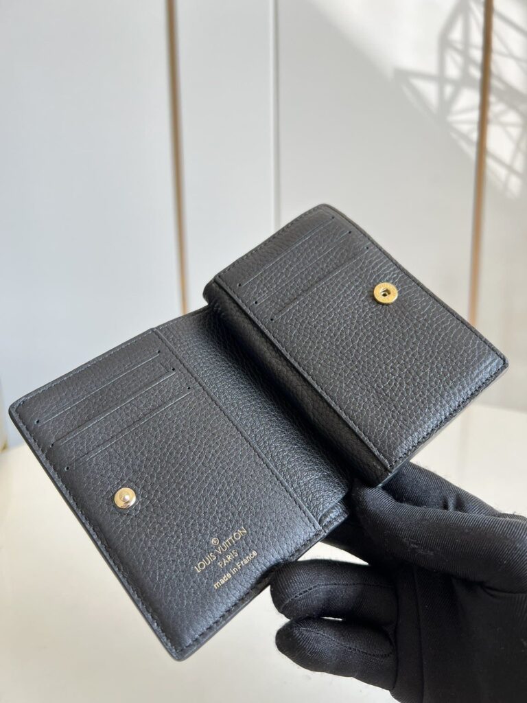 Louis Vuitton Cléa Wallet Black M81139 - Image 8