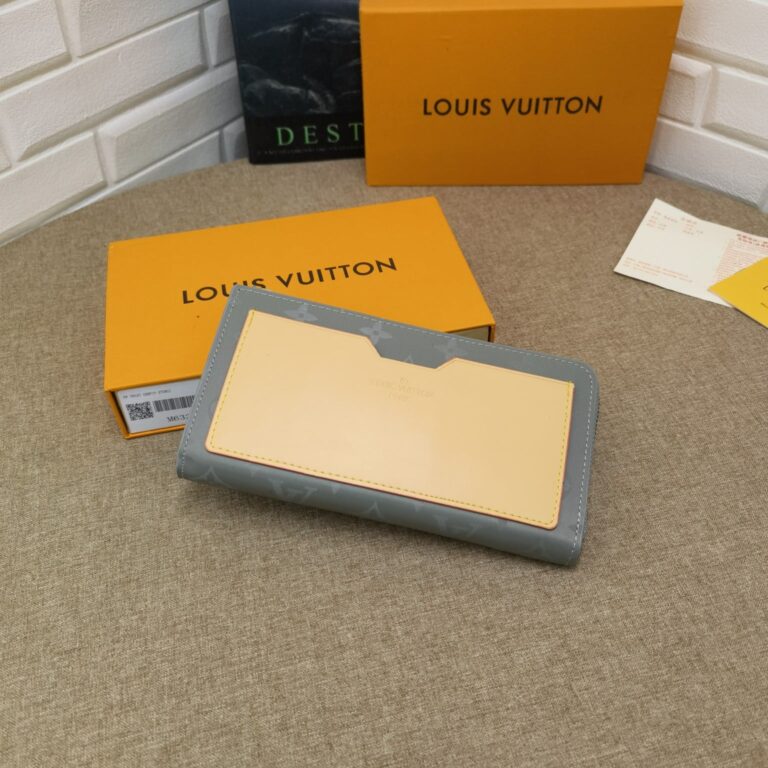 Louis Vuitton Cosmos Long Wallet Monogram Canvas M63237 - Image 4