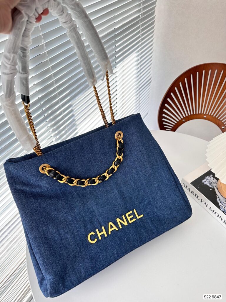 Chanel Tote Bag With Chain Denim Blue 40Cm - Image 2