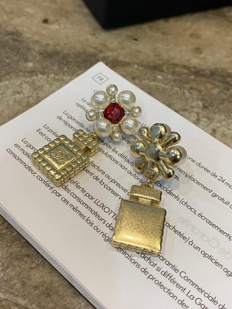 Chanel Earrings - Image 3