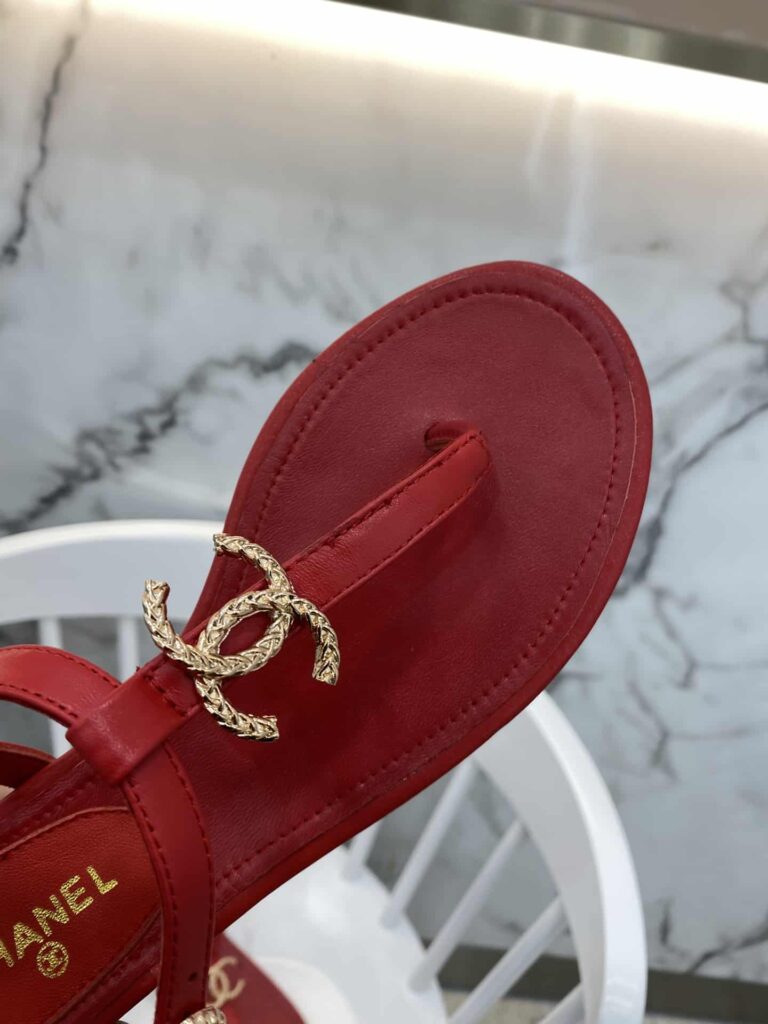 Chanel Gold Cc Logo Thong Sandals Wine Red - Image 5