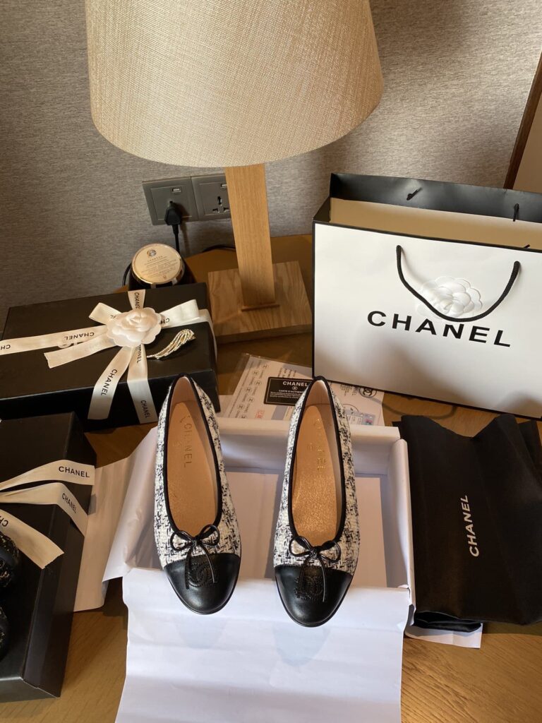 Chanel Plain Toe Rubber Sole Casual Style Tweed White - Image 5