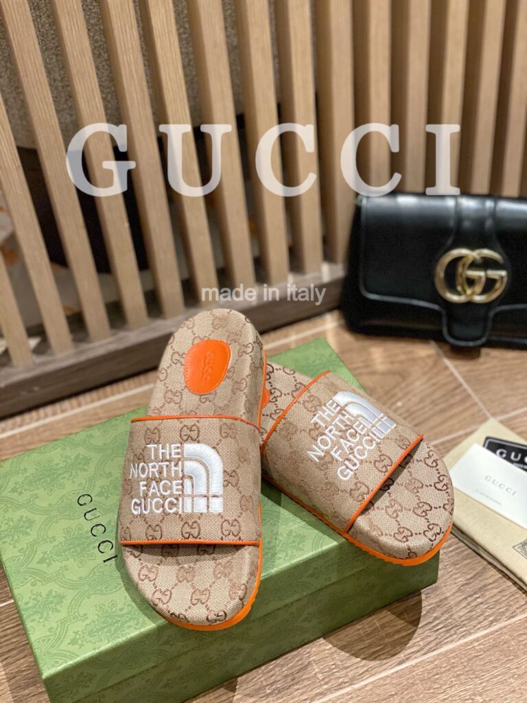Gucci X The North Face Women'S Slides Beige And Orange  6799472Hkm09770 - Image 6