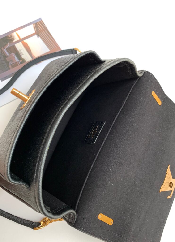 Louis Vuitton Lockme Chain 23Cm Black M57073 - Image 10