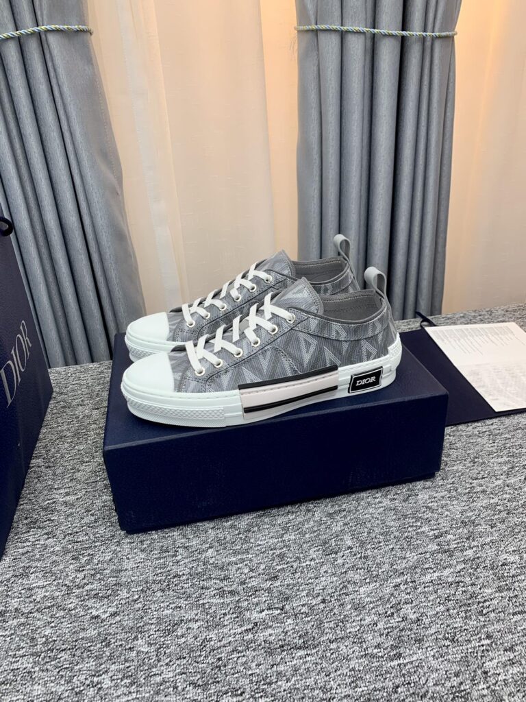 Dior B32 Low Top Sneaker Gray Cd Diamond Canvas - Image 2