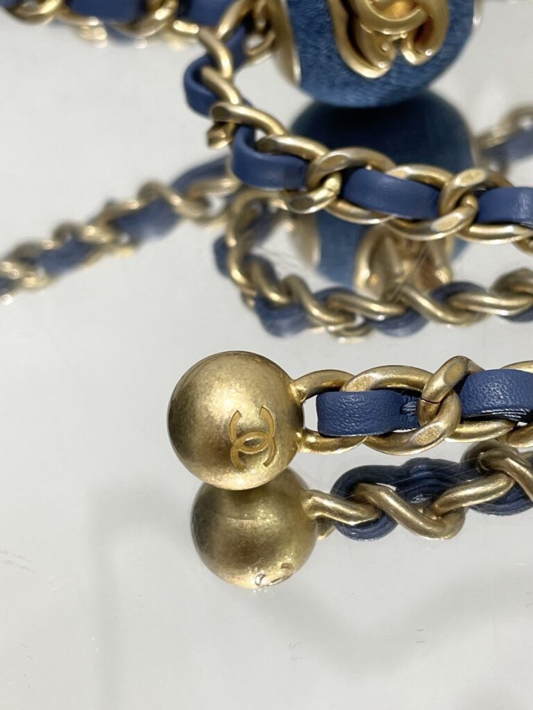 Chanel Mini Denim Rectangular Crush Ghw 17Cm - Image 3