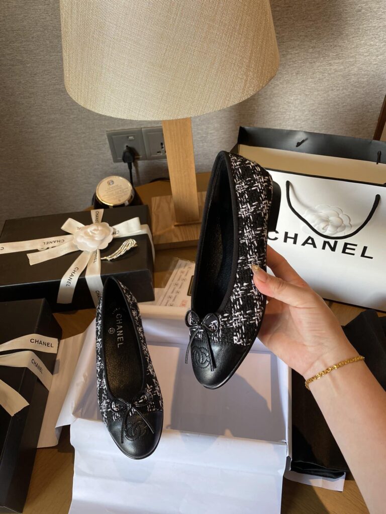 Chanel Plain Toe Rubber Sole Casual Style Tweed Black - Image 6