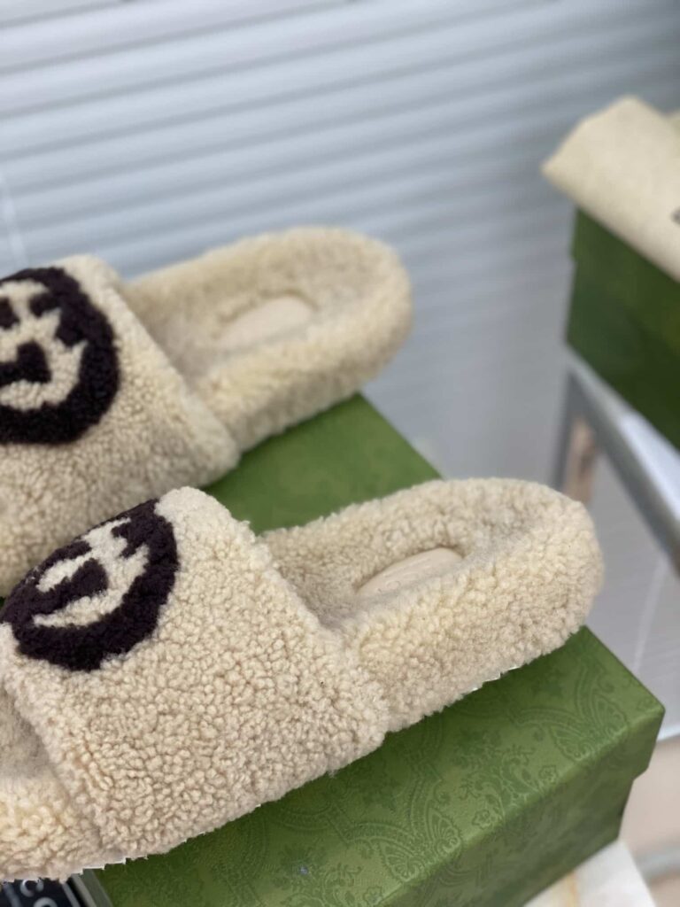 Gucci Women'S Slide Sandal With Interlocking G Brown 646225 D0L00 9547 - Image 2