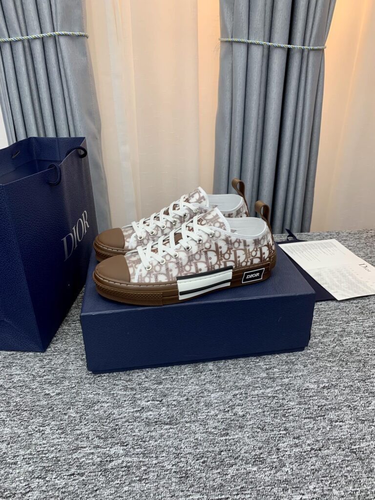 Dior B32 Low Top Coffee Oblique Canvas 3Sn249Zmk H761 - Image 3