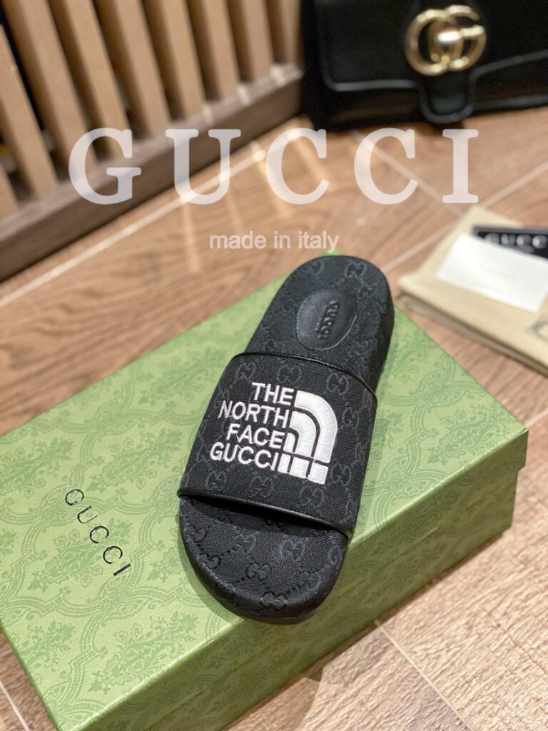 Gucci X The North Face Women'S Slides Black - Image 9