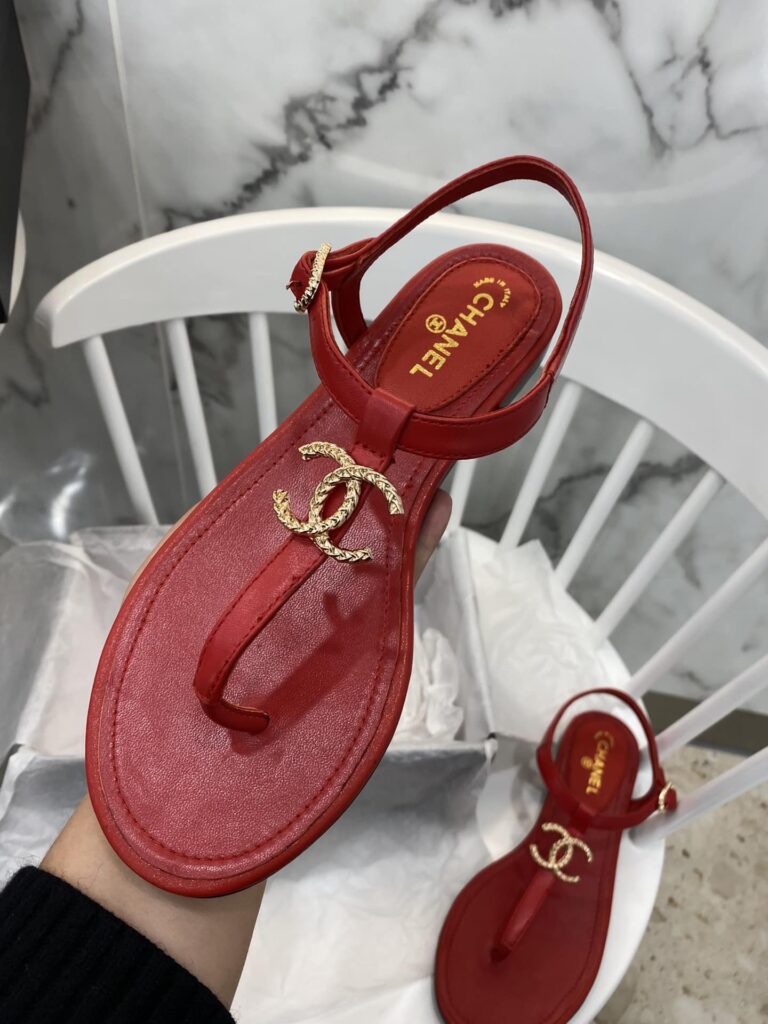 Chanel Gold Cc Logo Thong Sandals Wine Red - Image 6