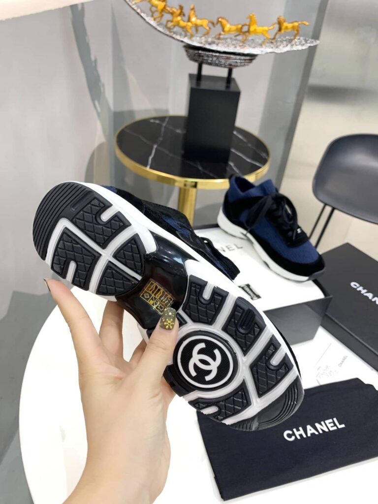Chanel Velvet Low Top Sneakers Black And Dark Blue - Image 5