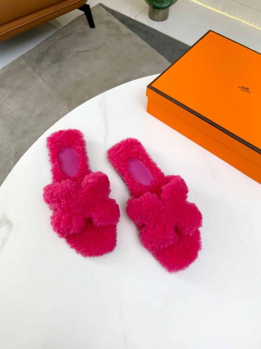 Hermes Shearling Oran Pink Slipper Sandals - Image 8