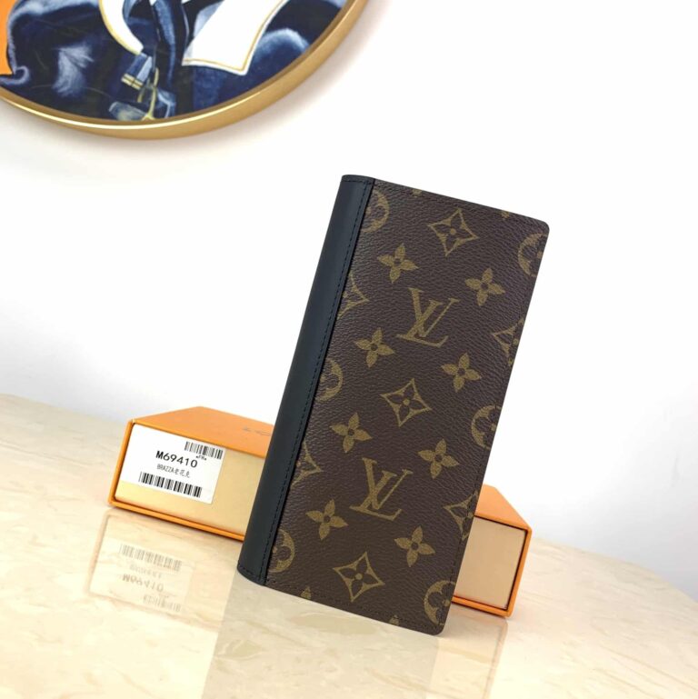 Louis Vuitton Monogram Brazza Wallet M69410 - Image 3