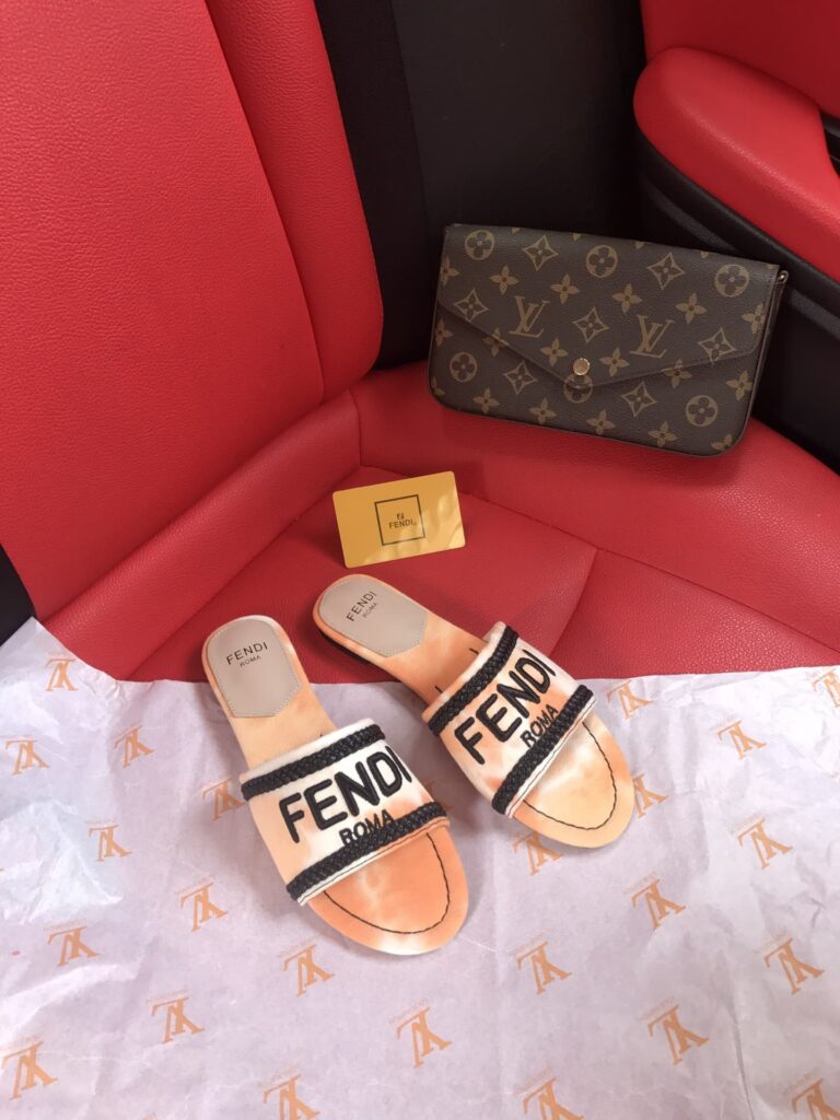 Fendi Logo-Embroidered Mule Slides Orange - Image 6