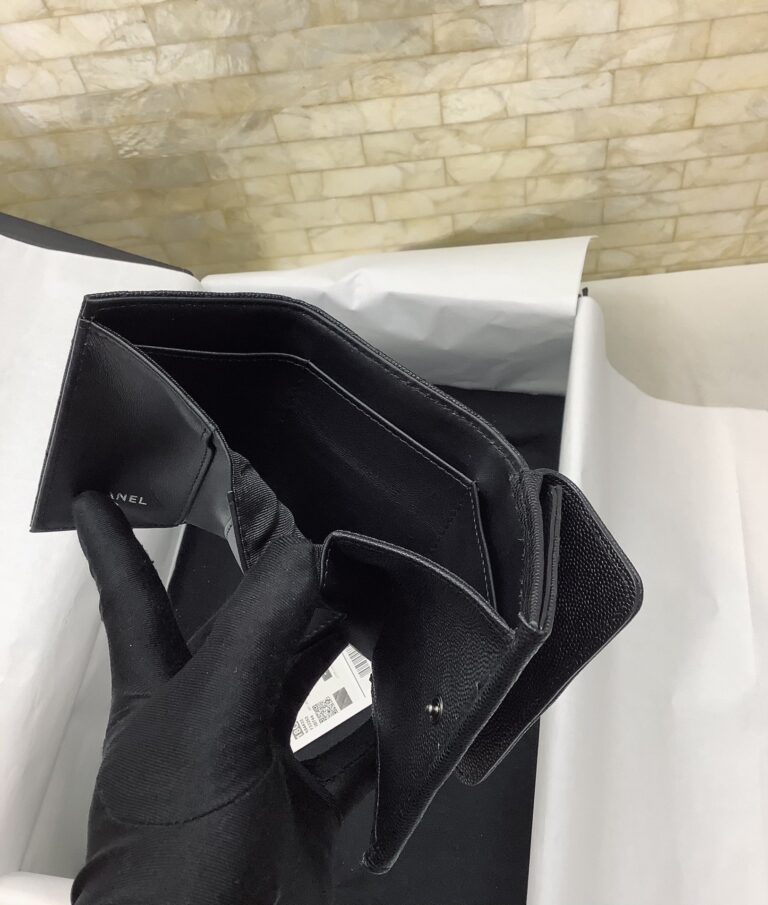 Chanel Boy Classic Wallet Black Gold 84432 - Image 7