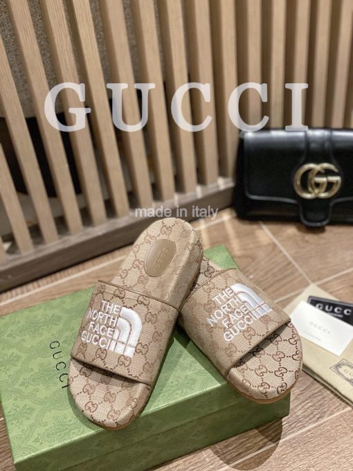 Gucci X The North Face Women'S Slides Beige And Brown - Image 9