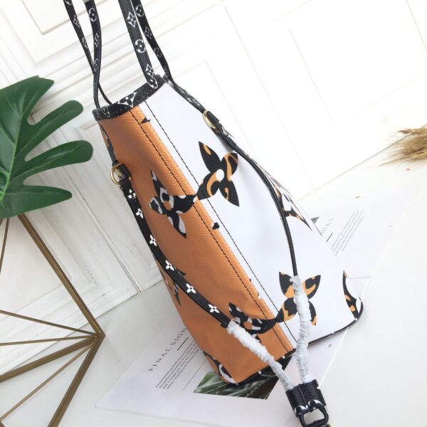 Louis Vuitton Neverfull Monogram Giant Jungle Mm White Havana M44716 - Image 2