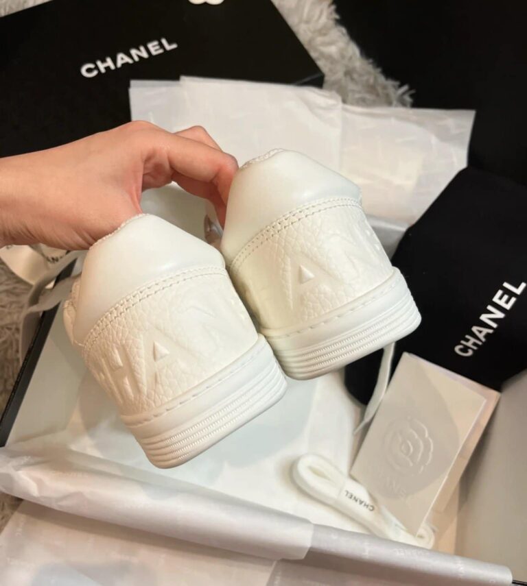 Chanel Runner Trainer Sneakers White G35934 - Image 8