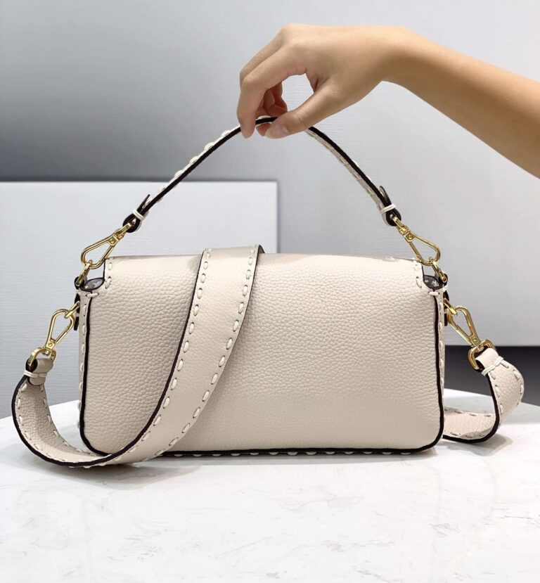 Fendi Baguette White 8Br600Ah95F0Vwm - Image 3