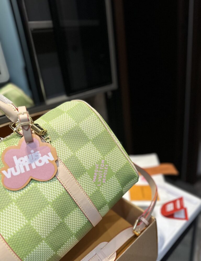 Louis Vuitton Keepall Bandoulière Damier Canvas Green 35Cm N40671 - Image 4