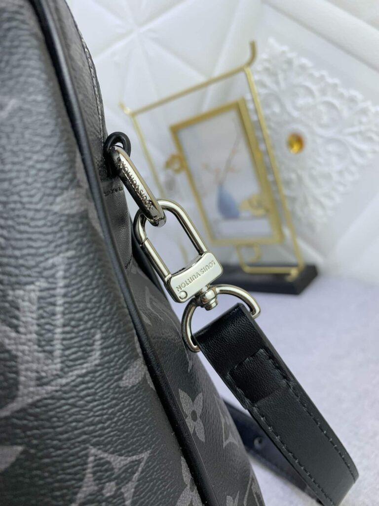 Louis Vuitton Porte Documents Voyage Monogram Black 37Cm M46457 - Image 4