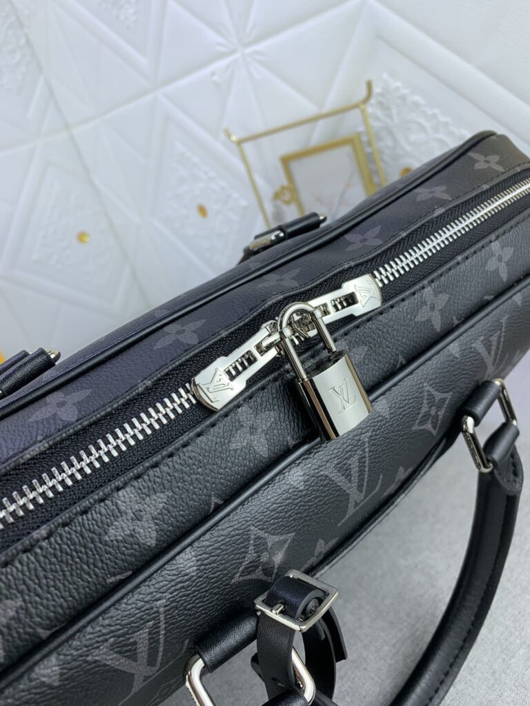 Louis Vuitton Porte Documents Voyage Monogram Black 37Cm M46457 - Image 6