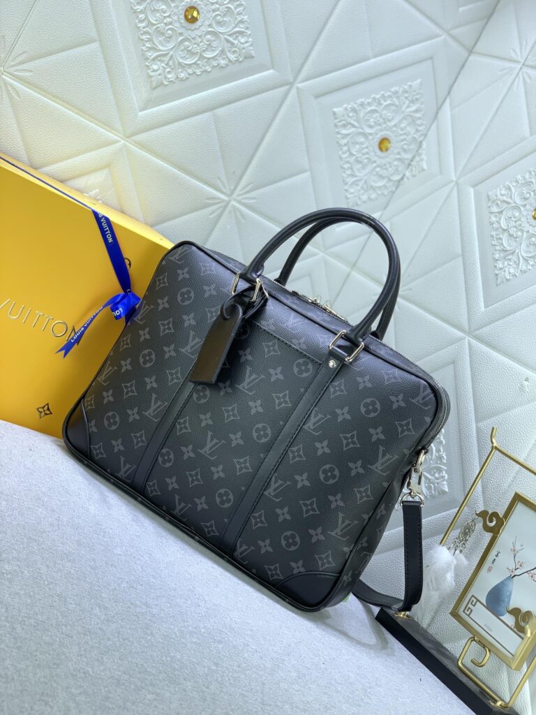 Louis Vuitton Porte Documents Voyage Monogram Black 37Cm M46457 - Image 9