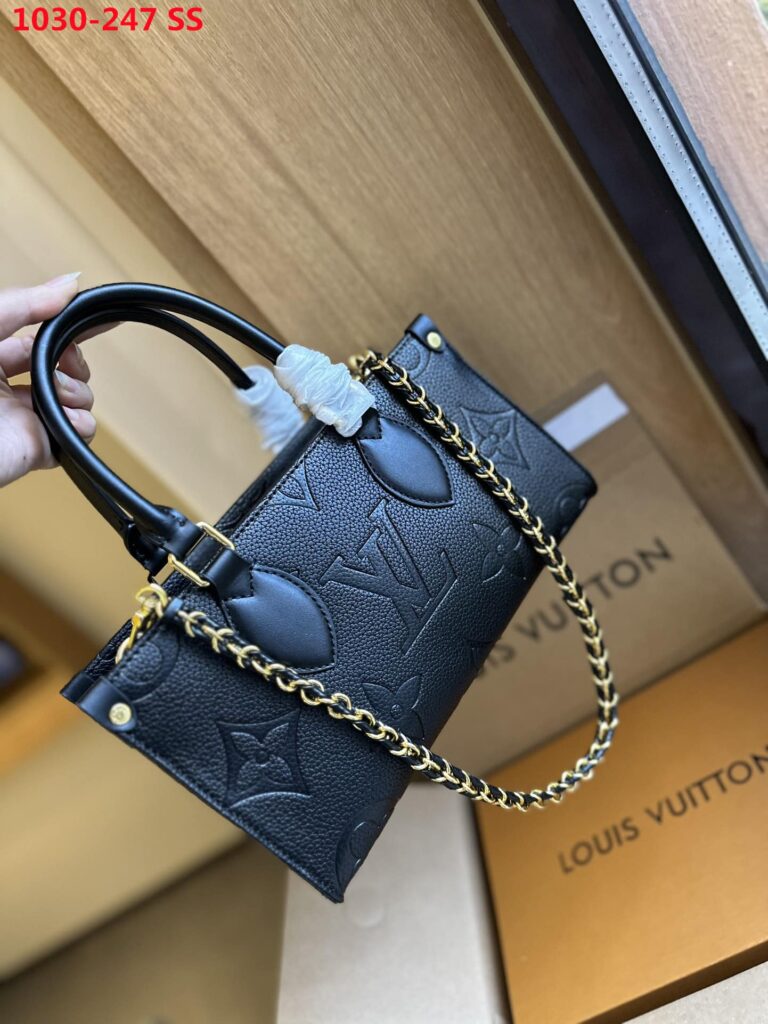 Louis Vuitton Onthego East West Bag Black 25Cm M23640 - Image 2