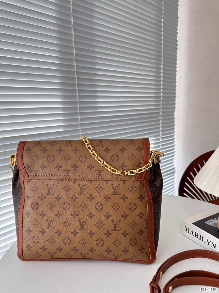 Louis Vuitton Dauphine Bag With Chain Monogram Brown 34Cm - Image 3