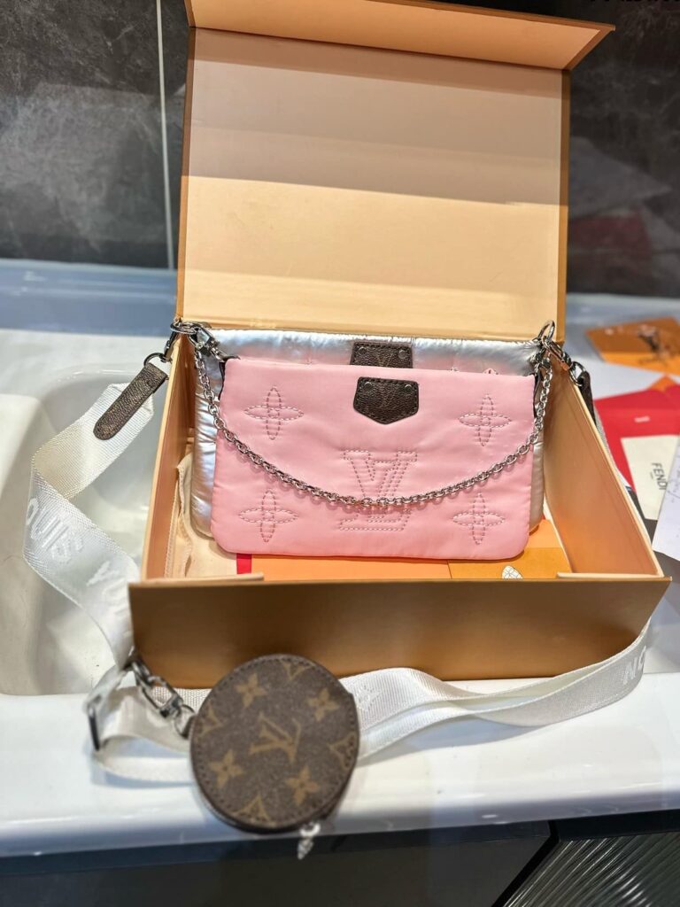 Louis Vuitton Maxi Multi Pochette Accessoires Monogram Pilow Grey And Pink 24Cm M21056 - Image 2