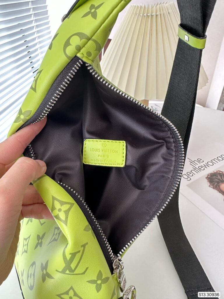 Louis Vuitton Duo Sling Bag Monogram Neon Yellow 44Cm M30945 - Image 9