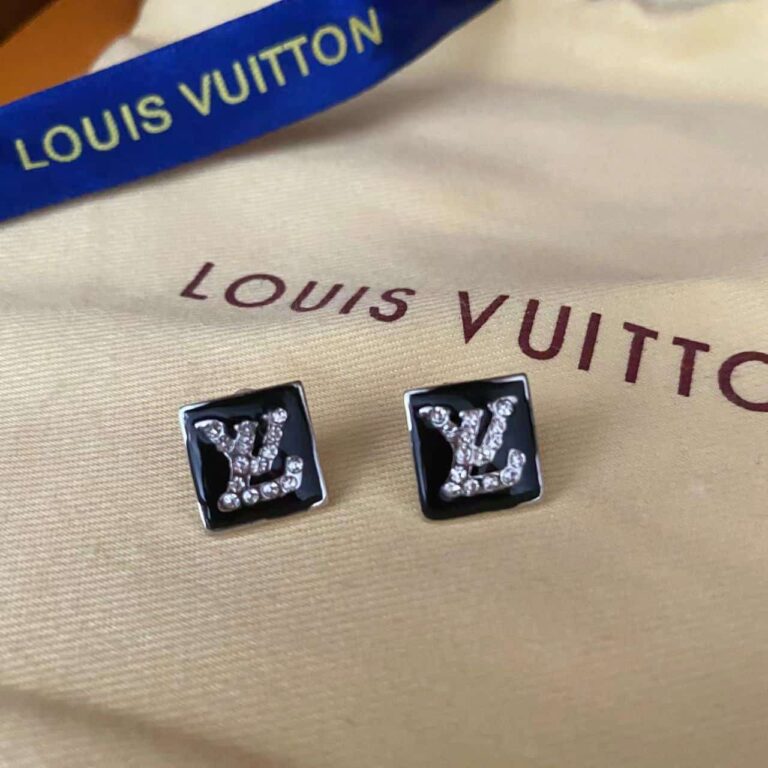 Louis Vuitton Logo Dinamond Earrings - Image 2