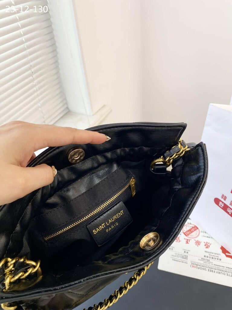 Saint Laurent Bucket Bag Quilted Lambskin Black 29Cm - Image 4