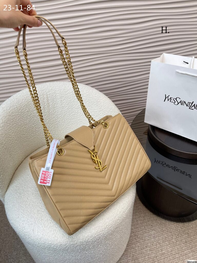 Saint Laurent Matelasse Leather Cassandre Shopper Tote Black 32Cm - Image 2