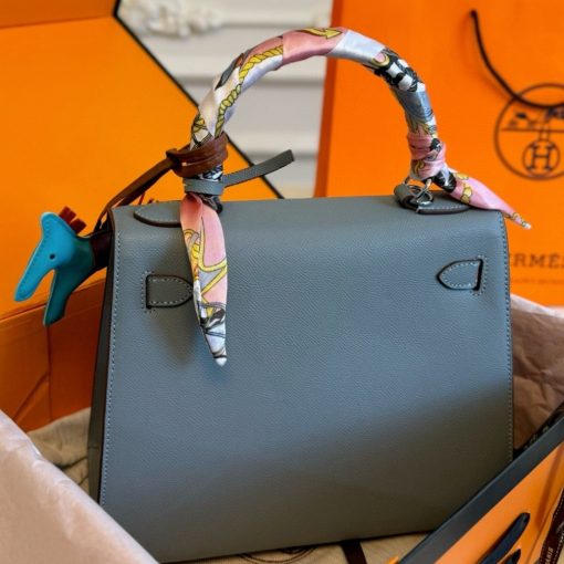 HERMES KELLY EPSOM BLEU CELESTE 28CM - Image 5