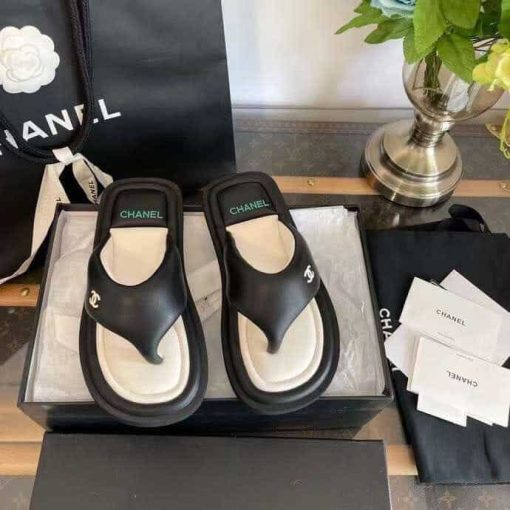 Chanel 22P Lambskin Padded Pool Thong Logo Black - Image 8