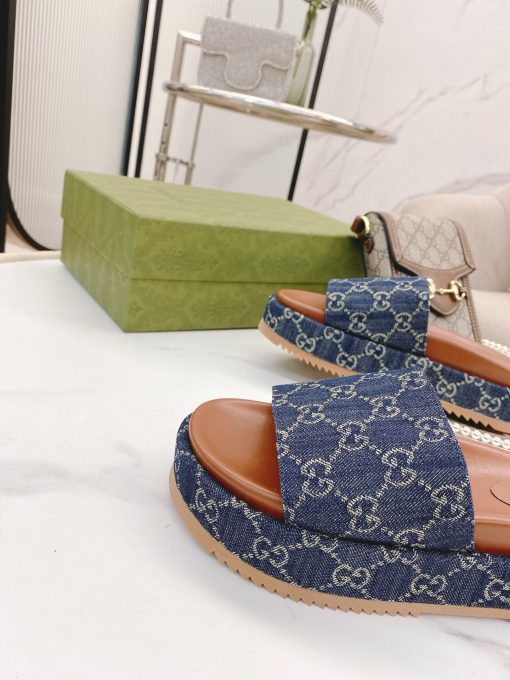 Gucci Women's Platform Slide Sandal Blue ?623212 2Kq00 4402 - Image 2