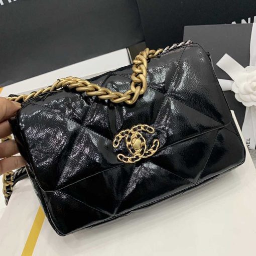 Chanel Handbag 19 - Image 3