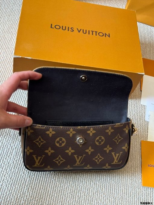 Wallet On Chain Ivy Bag - Image 4