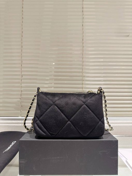 Chanel Velvet Effect Nylon Bag - Image 5