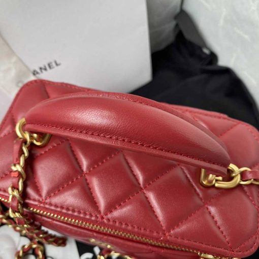 Chanel Vanity With Chain - Image 4