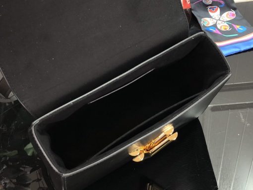 Louis Vuitton Twist Pm 19Cm Black M59402 - Image 10